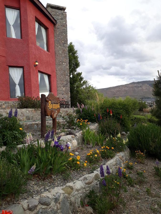 Hosteria Rukahue Hotel El Calafate Exterior photo